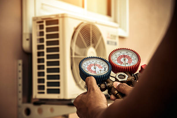 Professional Heat Pump Repair technician working in Rye, CO